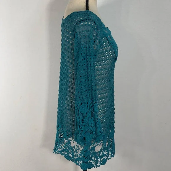 NWOT Umgee Blue Crochet Lace Tunic Top Women's Size Medium - Picture 2 of 6